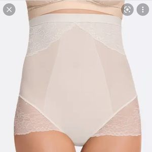 SPANX High-Waisted Brief XS